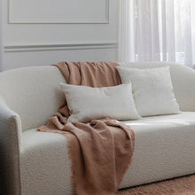 Load image into Gallery viewer, Cultiver Freya Linen Throw Fawn
