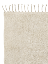 Load image into Gallery viewer, Armadillo Petra Rug
