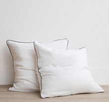 Load image into Gallery viewer, Cultiver Set of 2 Piped Linen Euro Pillowcases - White and Navy

