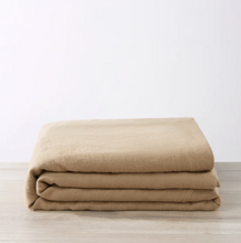 Load image into Gallery viewer, Cultiver Heavyweight Linen Bedcover - Sand
